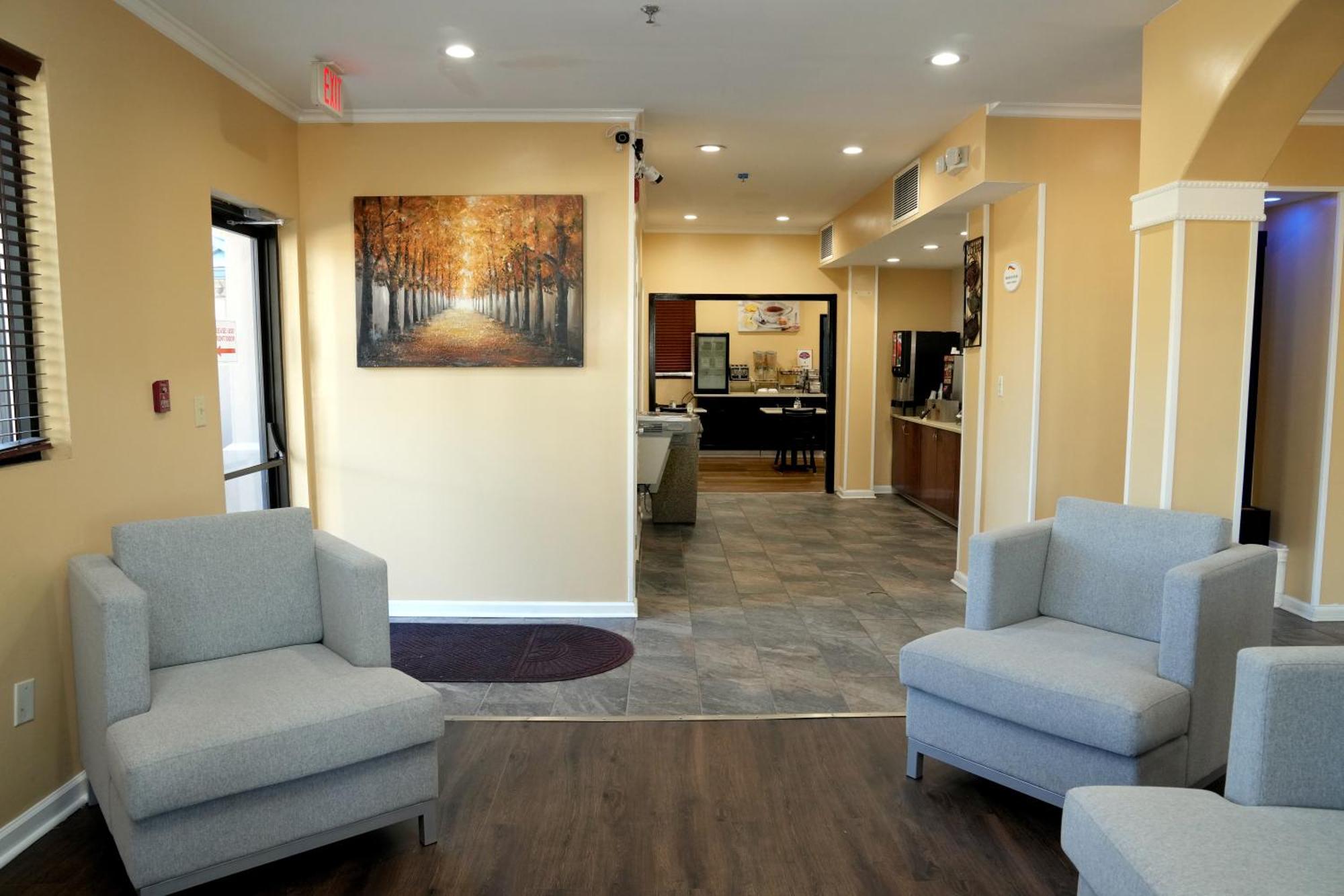 Baymont Inn & Suites Manning Exterior photo